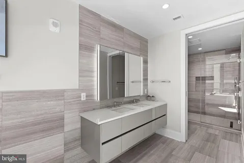 $2,690,000 | 7887 Jones Branch Drive, Unit 1701, McLean, VA 22102