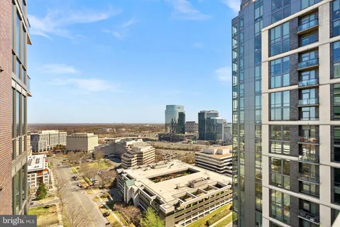 $2,690,000 | 7887 Jones Branch Drive, Unit 1701, McLean, VA 22102