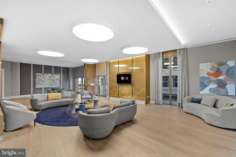 $2,690,000 | 7887 Jones Branch Drive, Unit 1701, McLean, VA 22102