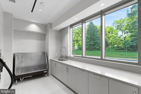 $2,690,000 | 7887 Jones Branch Drive, Unit 1701, McLean, VA 22102