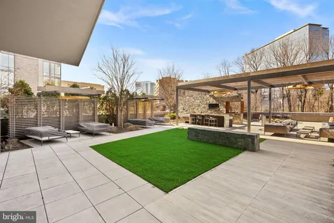 $2,690,000 | 7887 Jones Branch Drive, Unit 1701, McLean, VA 22102