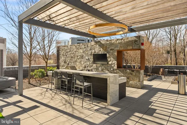 $2,690,000 | 7887 Jones Branch Drive, Unit 1701, McLean, VA 22102