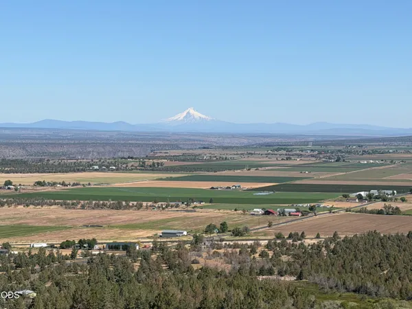 $349,000 | Southwest Wanker Lane, Unit 5288, Culver, OR 97734