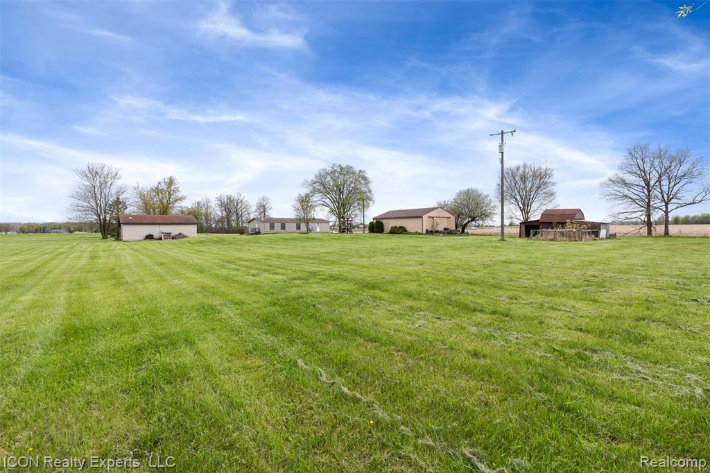 13620 Gilbert Road Allenton, MI 48002 - Photo 38 of 47