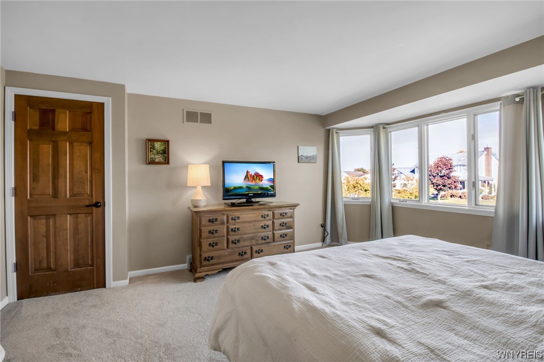 4 Grace Way Lancaster, NY 14086 - Photo 23 of 44