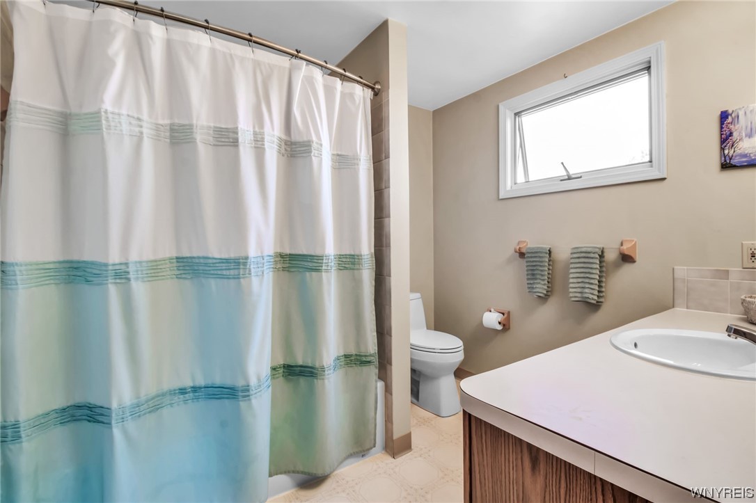 4 Grace Way Lancaster, NY 14086 - Photo 30 of 44