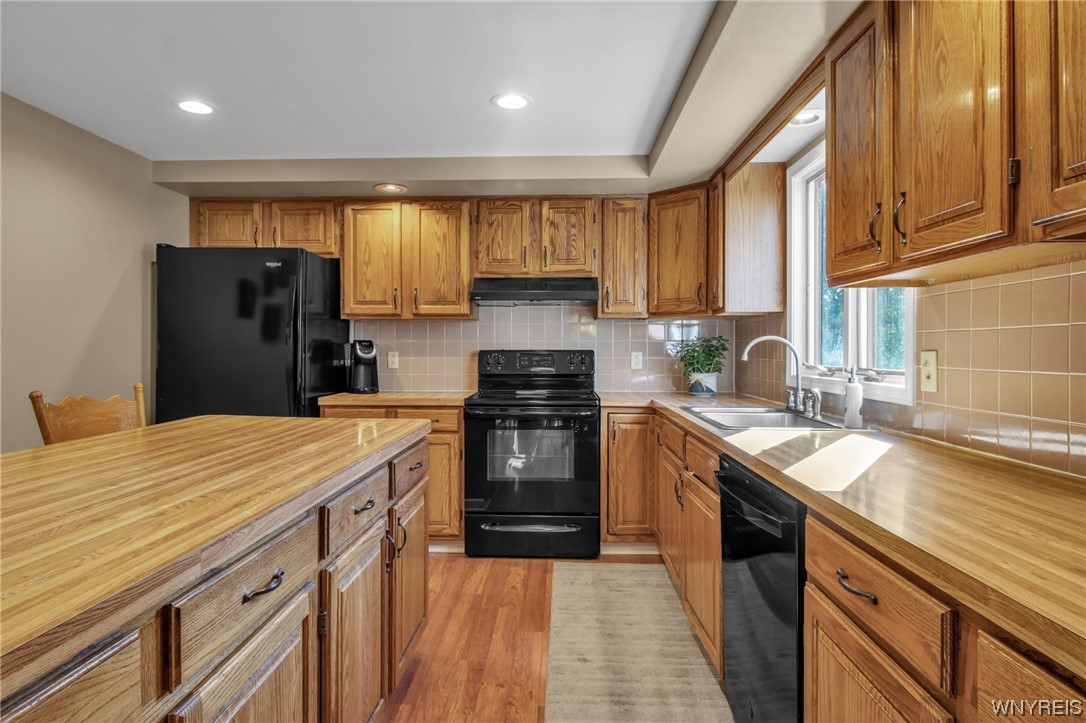 4 Grace Way Lancaster, NY 14086 - Photo 10 of 44