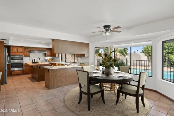 $959,900 | 1204 East Glencove Circle, Mesa, AZ 85203