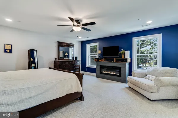 $689,900 | 12127 Riverview Drive, Newburg, MD 20664