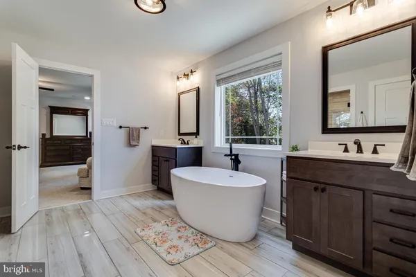 $689,900 | 12127 Riverview Drive, Newburg, MD 20664