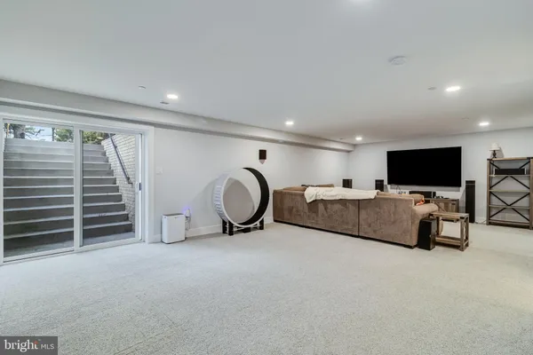 $689,900 | 12127 Riverview Drive, Newburg, MD 20664