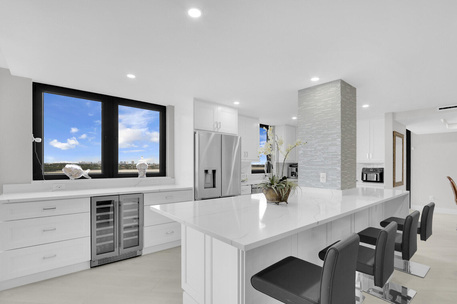 5380 North Ocean Drive, Unit 9A Singer Island, FL 33404 - Photo 11 of 38 11_Image_11_mls