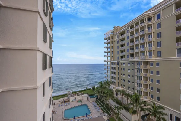 $6,500 | 5380 North Ocean Drive, Unit 9A, Singer Island, FL 33404