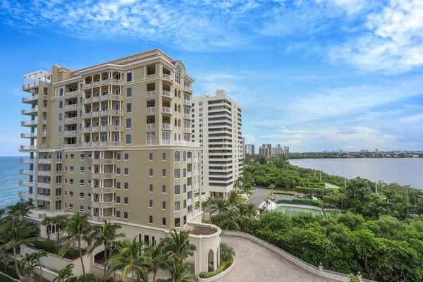 $6,500 | 5380 North Ocean Drive, Unit 9A, Singer Island, FL 33404