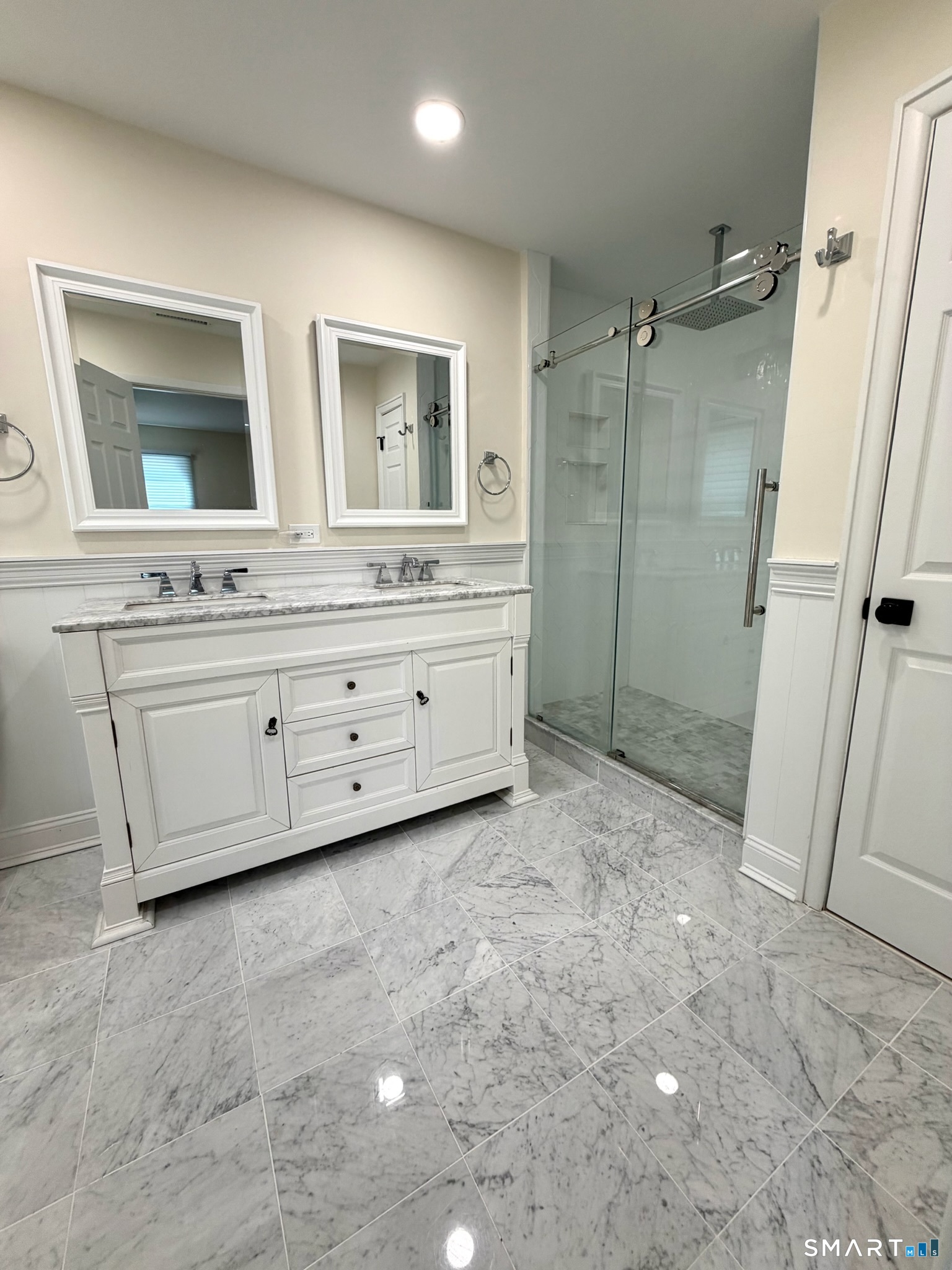 511 Roxbury Road Stamford, CT 06902 - Photo 11 of 19