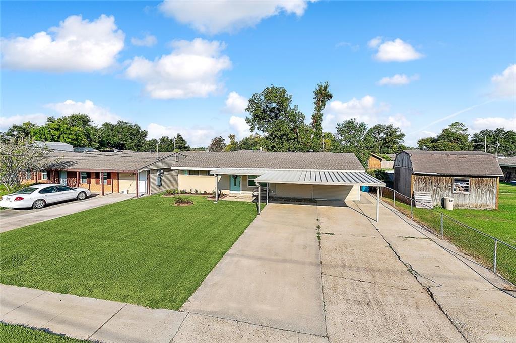 320 Post Drive Luling, LA 70070 - Photo 2 of 14 Gallery Image 2