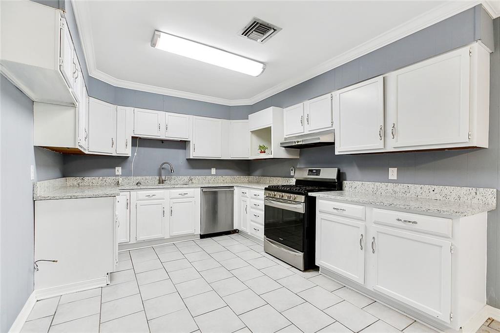 320 Post Drive Luling, LA 70070 - Photo 5 of 14 Gallery Image 5