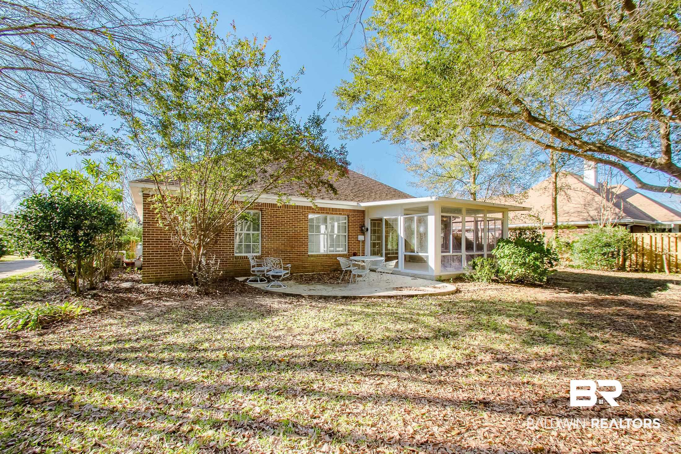 167 Hawthorne Circle Fairhope, AL 36532 - Photo 30 of 32 Back