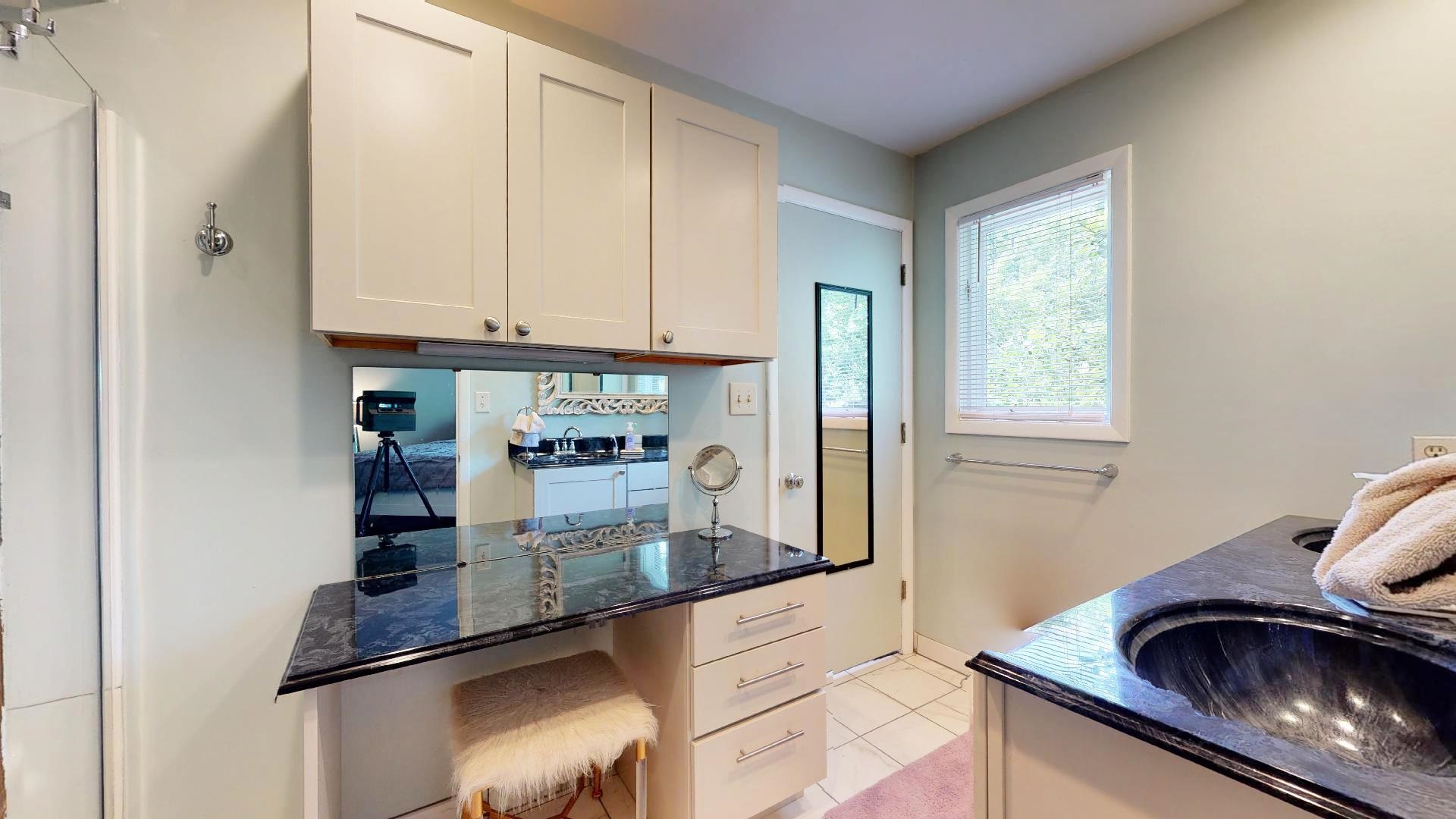 1860 West Laurel Street Springfield, IL 62704 - Photo 14 of 27 Gallery Image 14