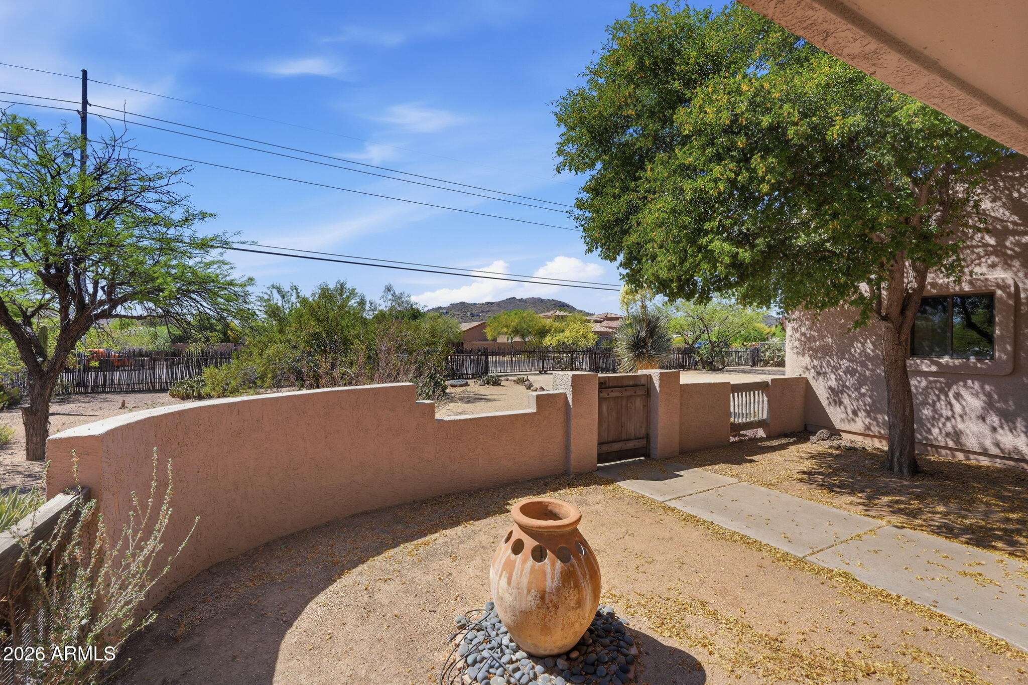 2630 West Irvine Road Phoenix, AZ 85086 - Photo 4 of 37 Courtyard