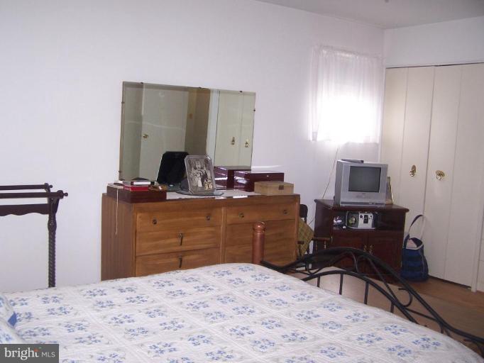 525 Gladhill Road Odenton, MD 21113 - Photo 14 of 26 Bedroom #2