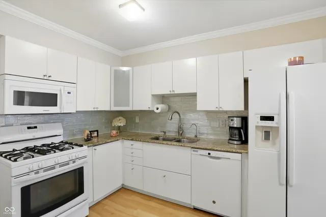 $175,000 | 2566 Hideaway Drive North, Indianapolis, IN 46268