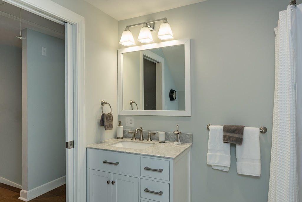 27 Hanlon Road Holliston, MA 01746 - Photo 22 of 30 Gallery Image 22