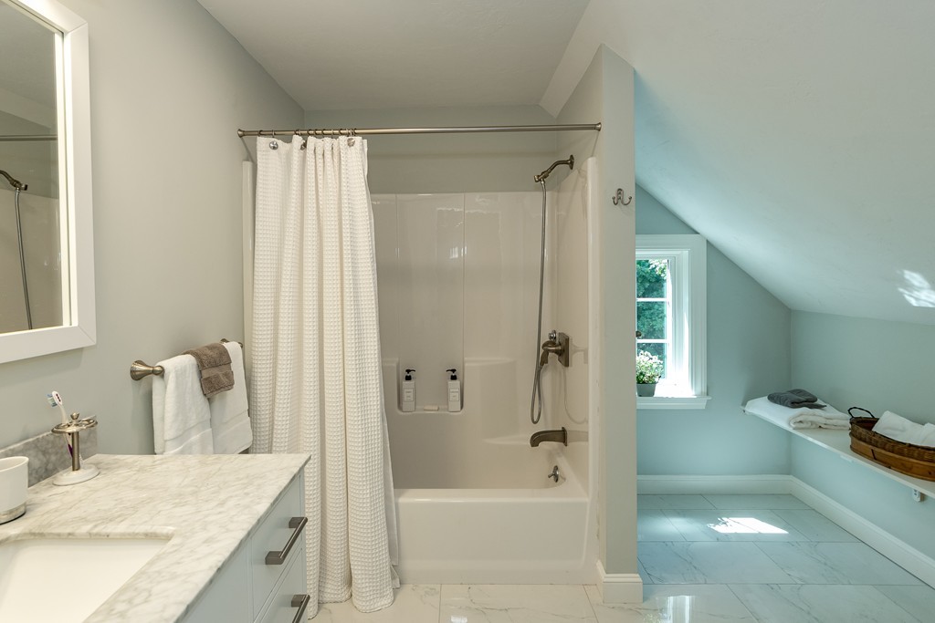 27 Hanlon Road Holliston, MA 01746 - Photo 23 of 30 Gallery Image 23