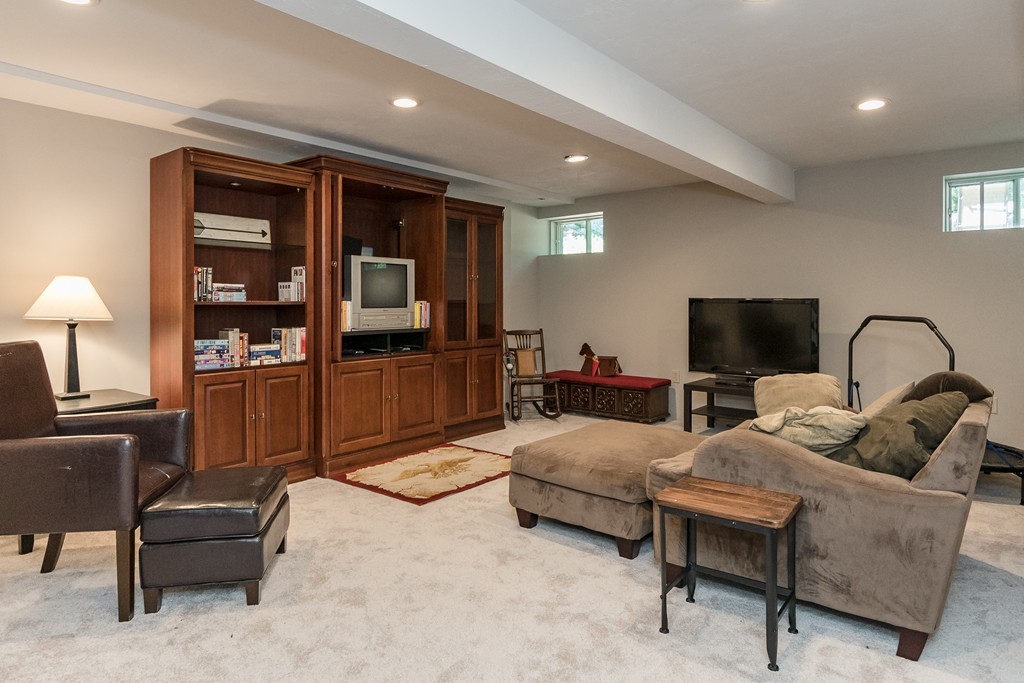 27 Hanlon Road Holliston, MA 01746 - Photo 27 of 30 Gallery Image 27