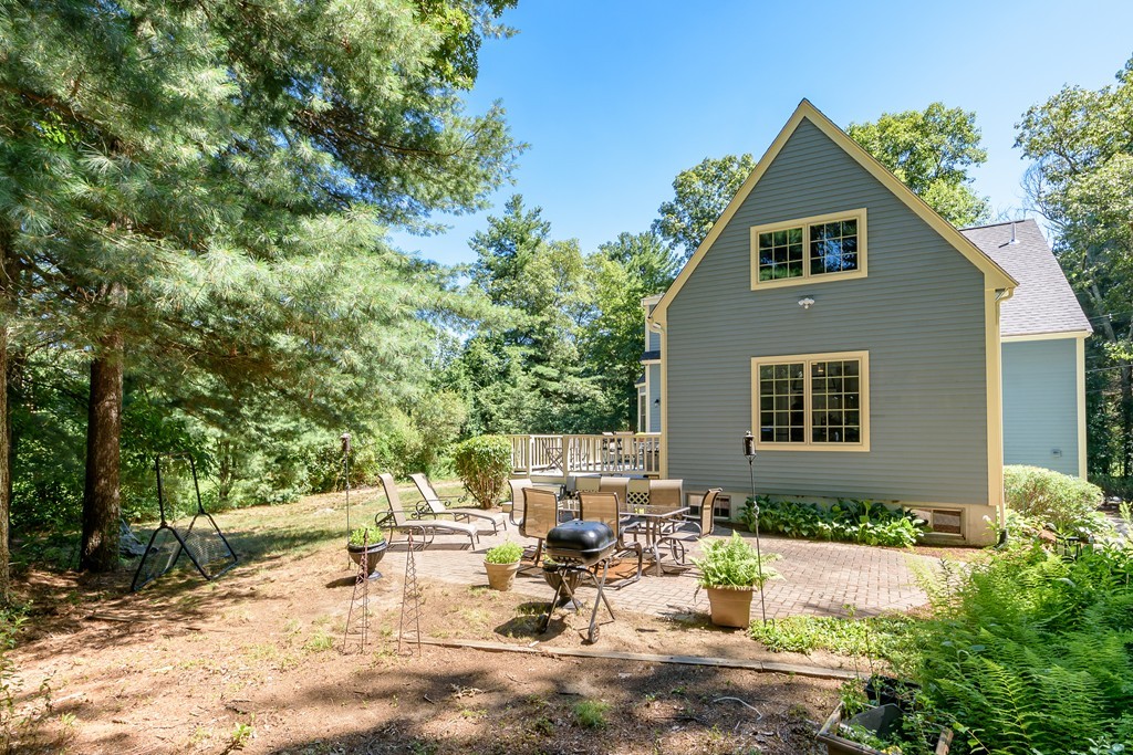 27 Hanlon Road Holliston, MA 01746 - Photo 29 of 30 Gallery Image 29