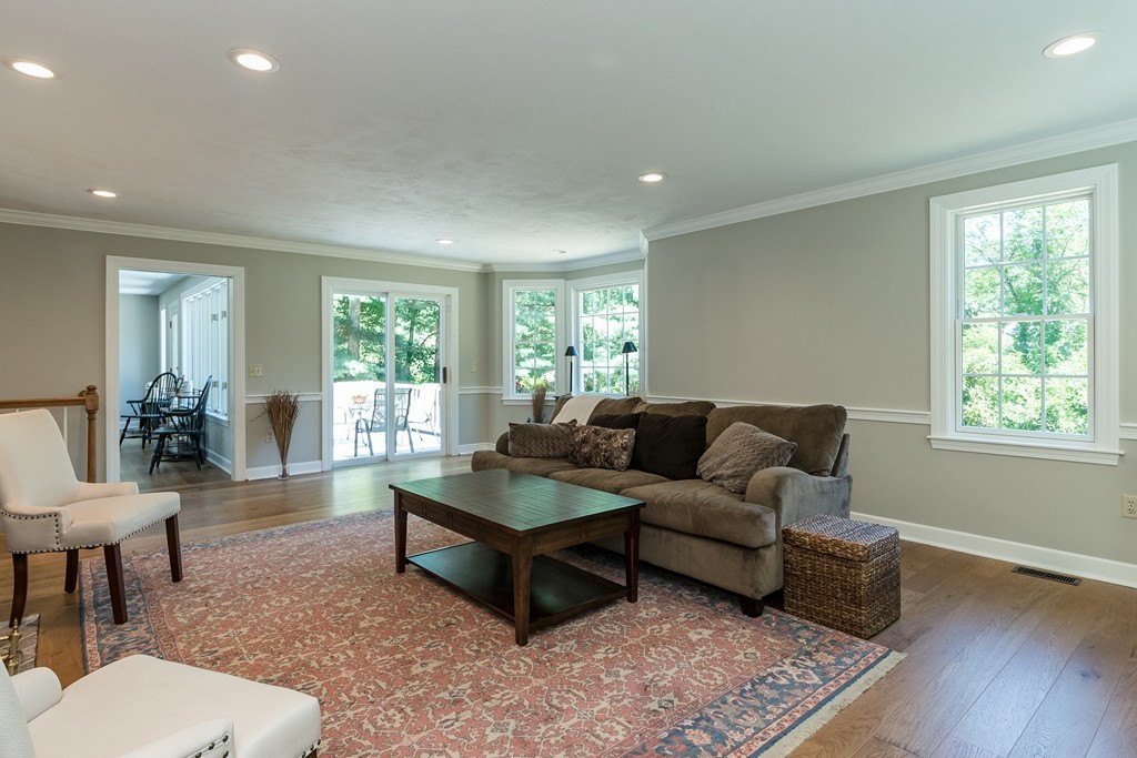 27 Hanlon Road Holliston, MA 01746 - Photo 6 of 30 Gallery Image 6
