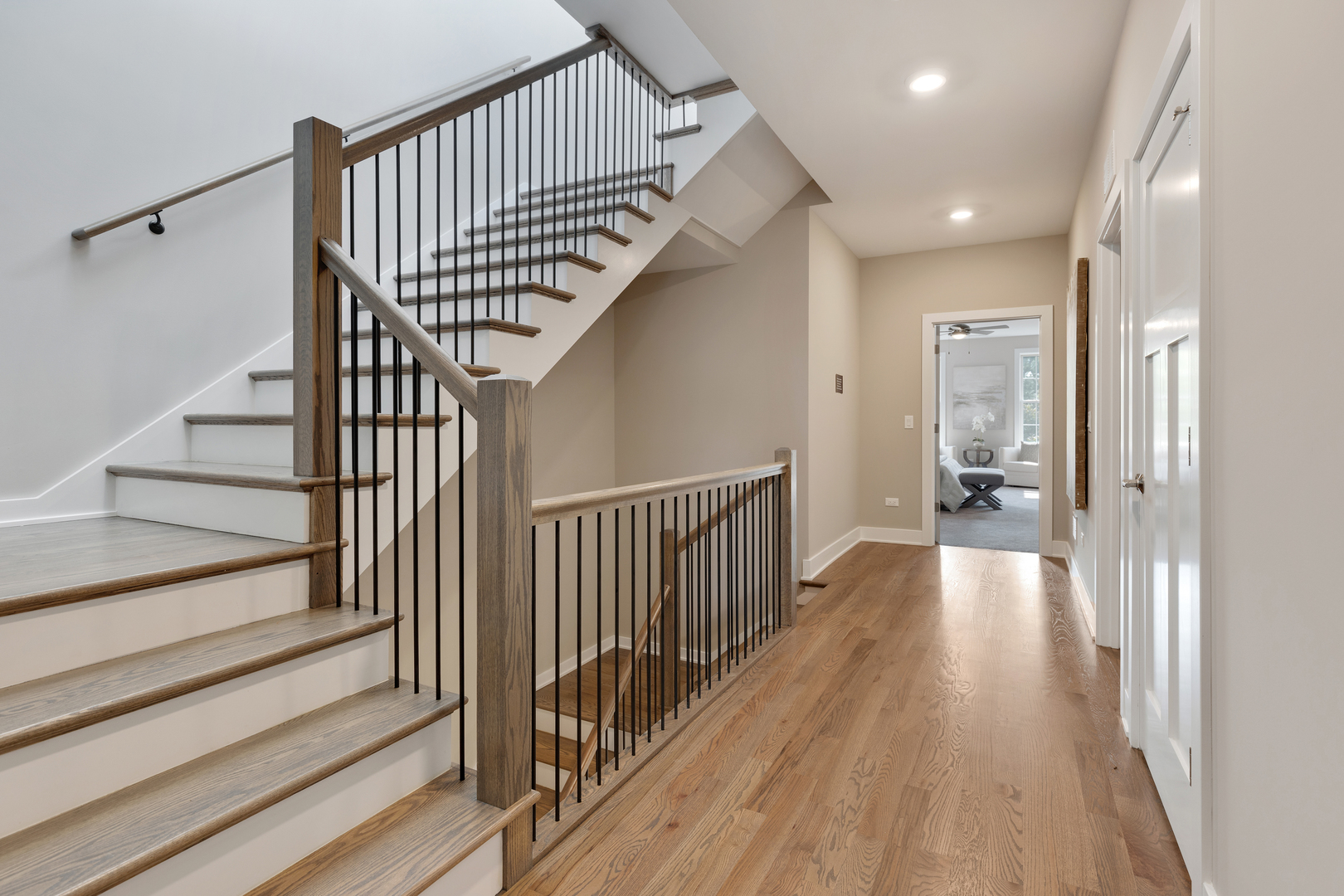 405 North 1st Street Geneva, IL 60134 - Photo 15 of 30 a view of a hallway with wooden floor and entryway