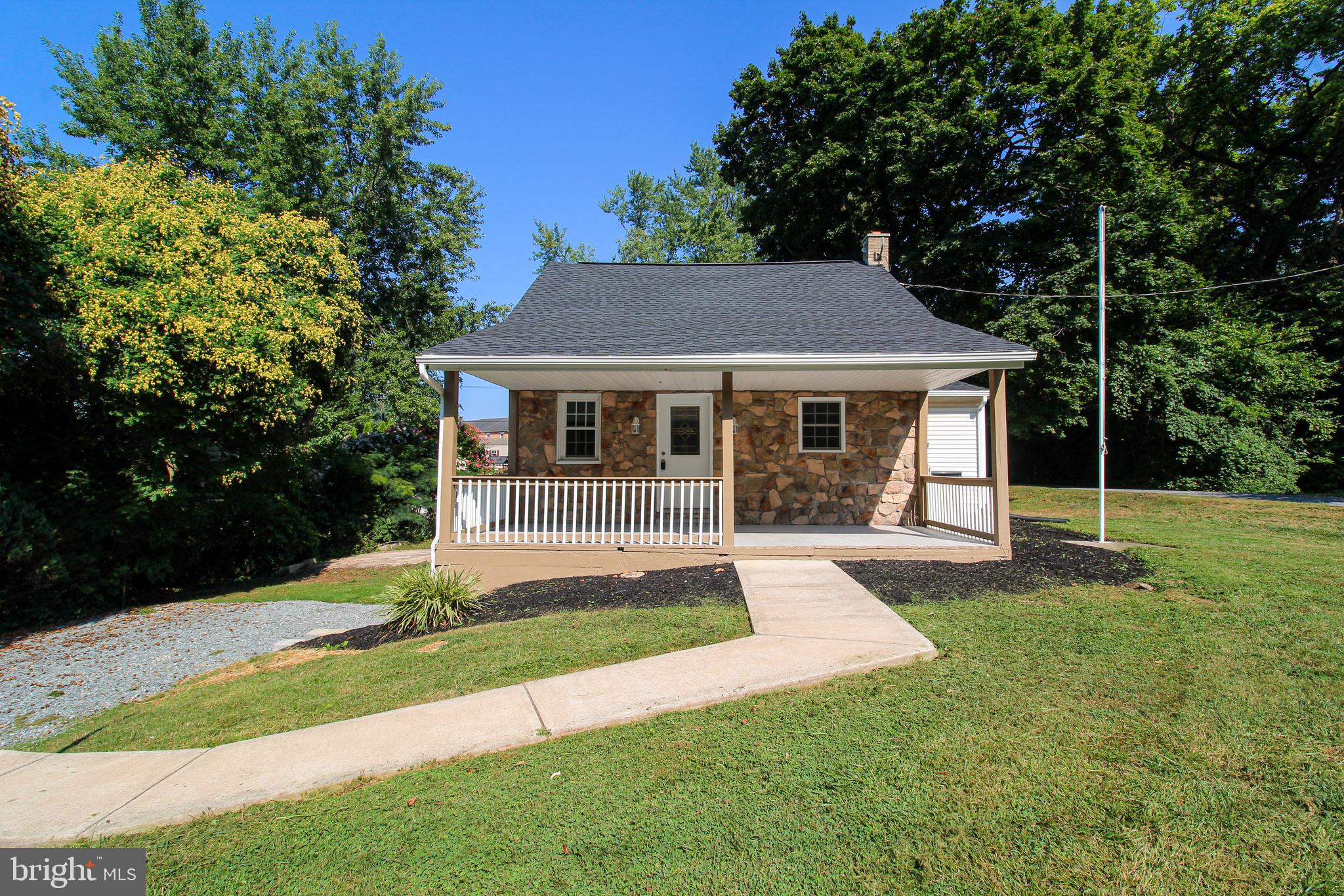 1601 Wabank Road Lancaster, PA 17603 - Photo 1 of 38 Gallery Image 1