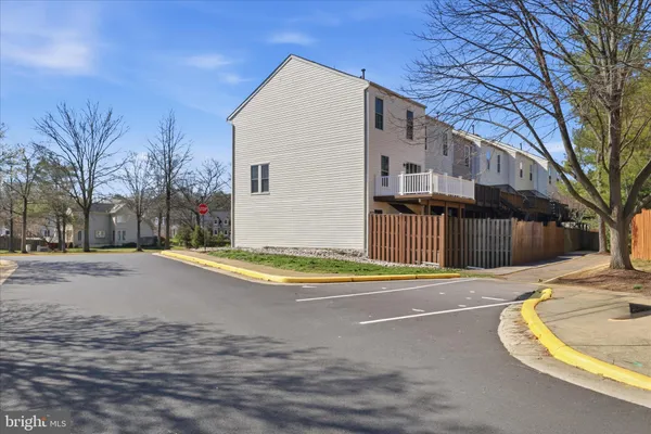 $3,250 | 7719 Markham Grant Lane, Alexandria, VA 22315