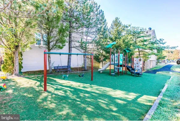 $3,250 | 7719 Markham Grant Lane, Alexandria, VA 22315