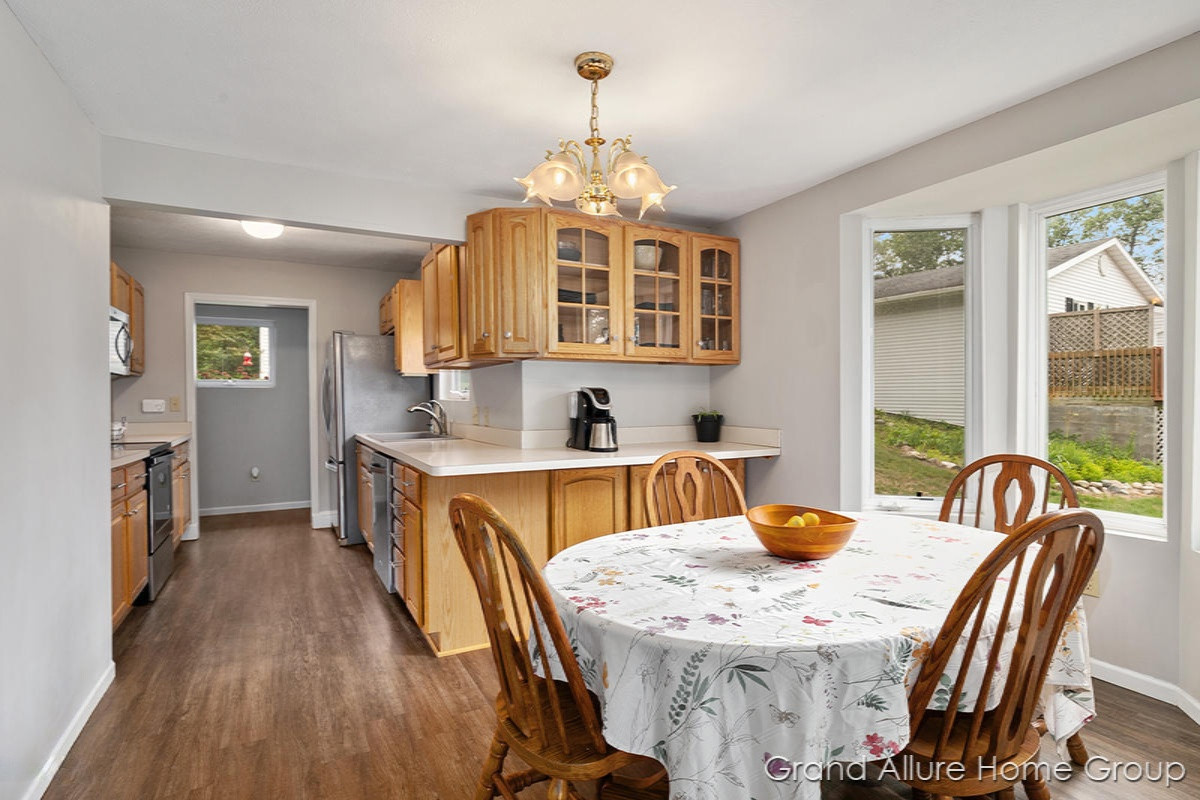 2224 Spruell Road Newaygo, MI 49337 - Photo 9 of 32 IMG_1008