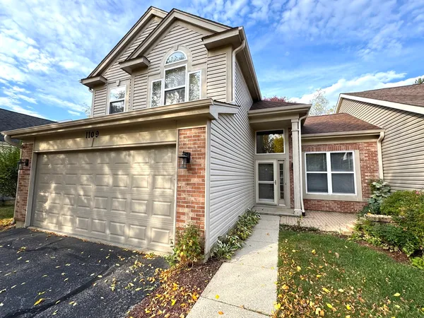 $2,900 | 1109 Blackburn Drive, Grayslake, IL 60030