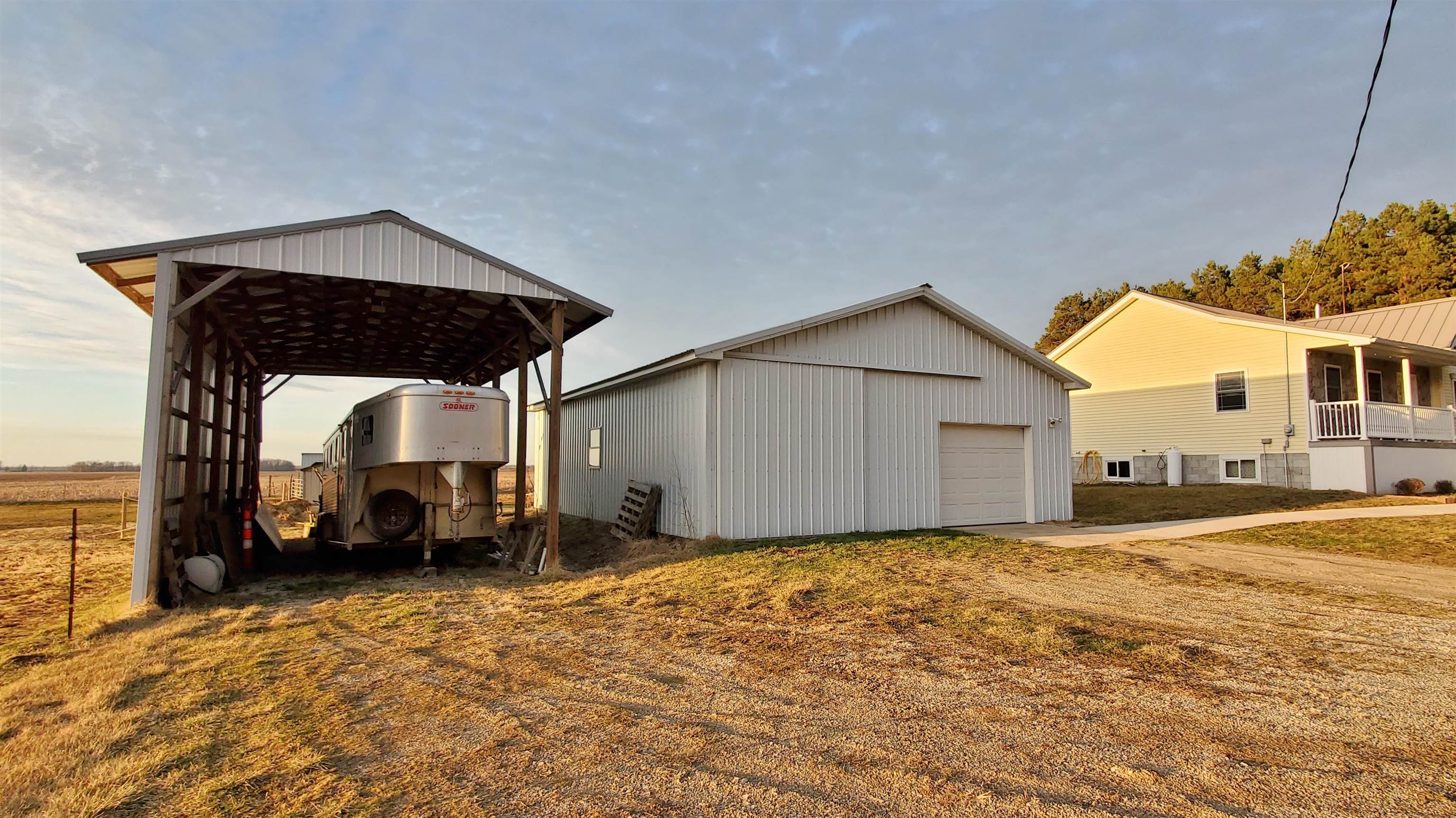 4774 West Laporte Road St. Louis, MI 48880 - Photo 29 of 38 1898569-28.JPG