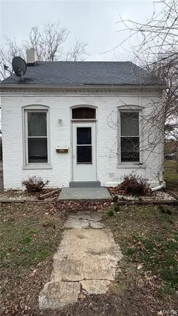 $60,000 | 329 North 9th Street, Belleville, IL 62220