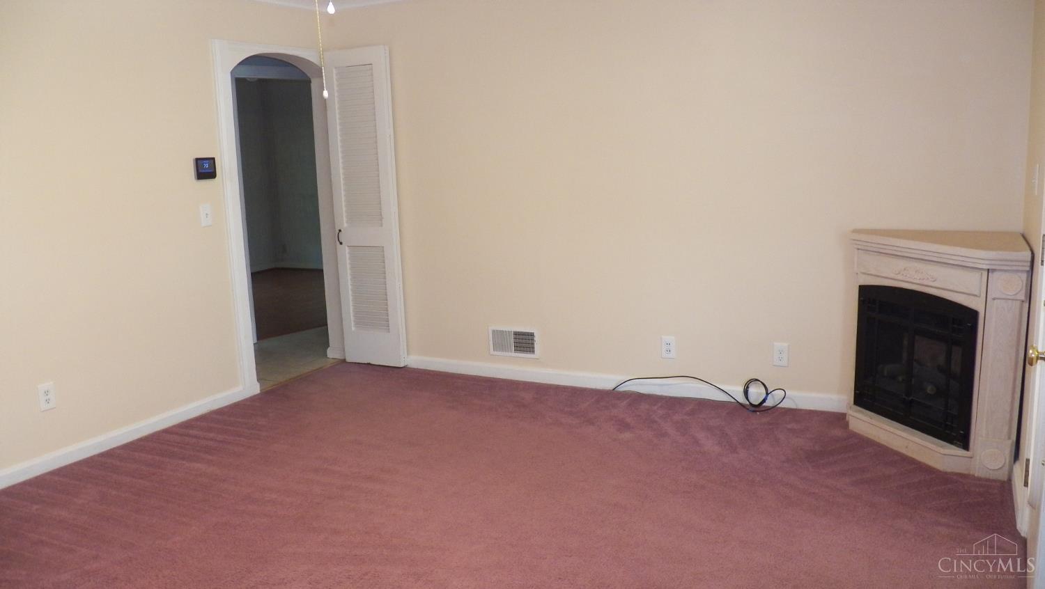5629 Samver Road Cincinnati, OH 45239 - Photo 6 of 27 Gallery Image 6