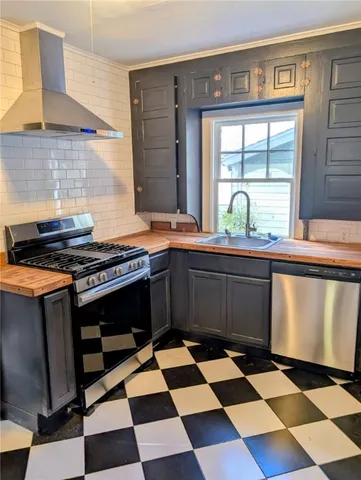 $205,000 | 3633 Midland Avenue, Syracuse, NY 13205