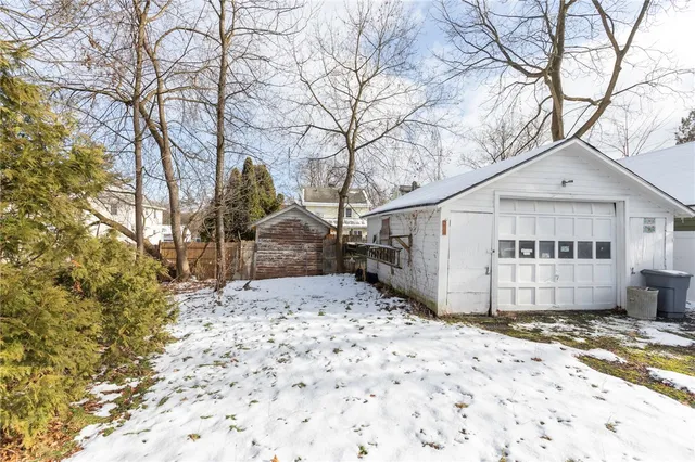 $199,000 | 3633 Midland Avenue, Syracuse, NY 13205