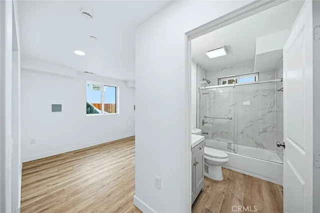 a car parked on the side of a building