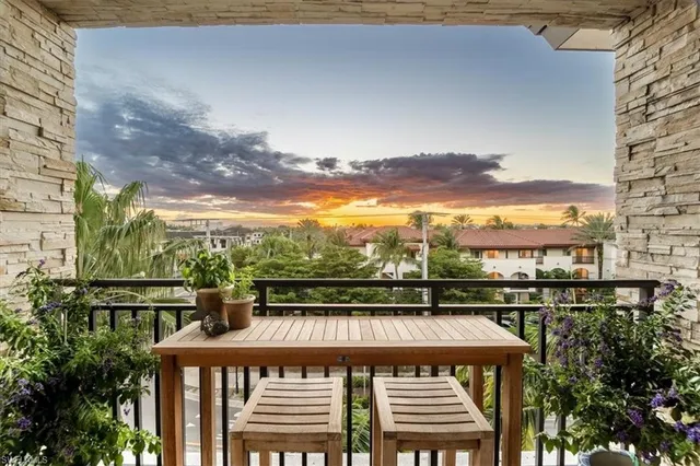 $2,650,000 | 1035 3rd Avenue South, Unit 401, Naples, FL 34102