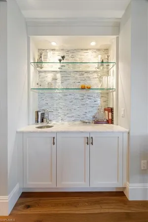 $2,595,000 | 1035 3rd Avenue South, Unit 401, Naples, FL 34102