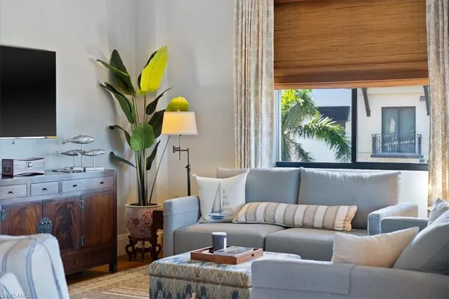 $2,650,000 | 1035 3rd Avenue South, Unit 401, Naples, FL 34102