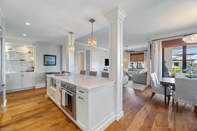 $2,650,000 | 1035 3rd Avenue South, Unit 401, Naples, FL 34102