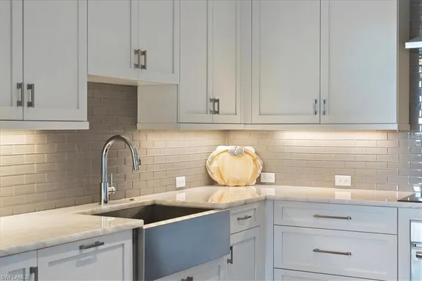 $2,595,000 | 1035 3rd Avenue South, Unit 401, Naples, FL 34102