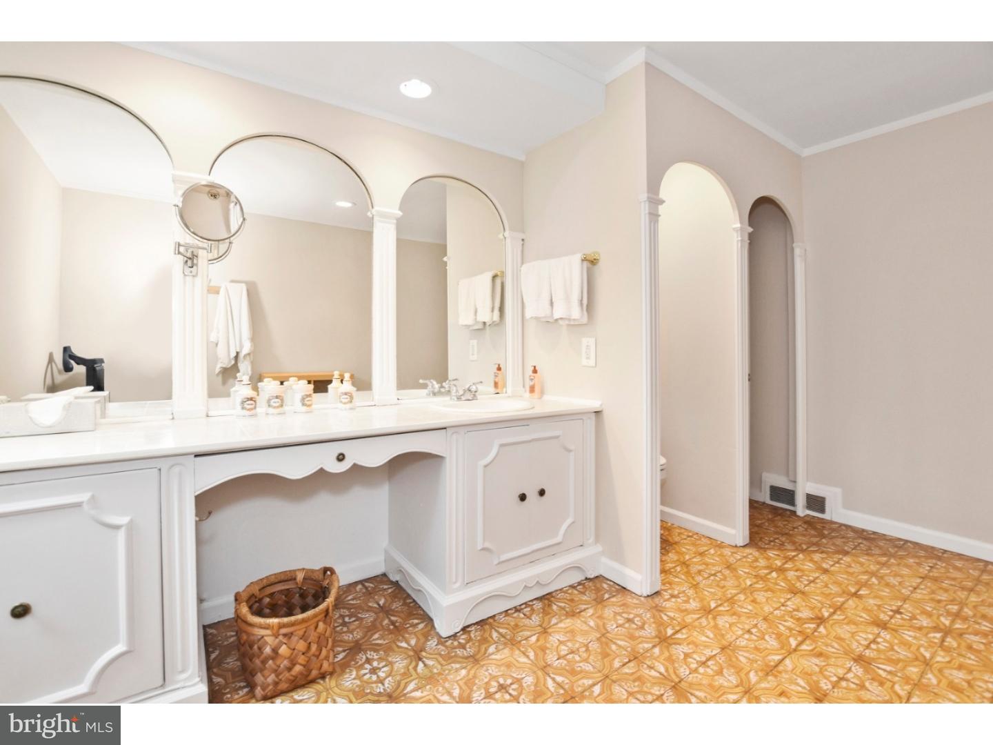 1133 Hillcrest Road Penn Valley, PA 19072 - Photo 16 of 25 Master Bathroom