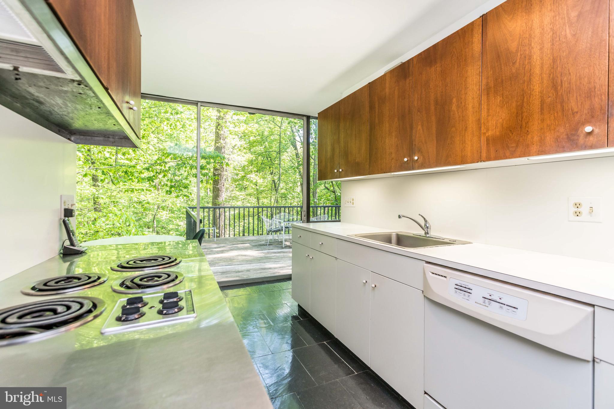 2005 Ridgecrest Court Baltimore, MD 21204 - Photo 15 of 47